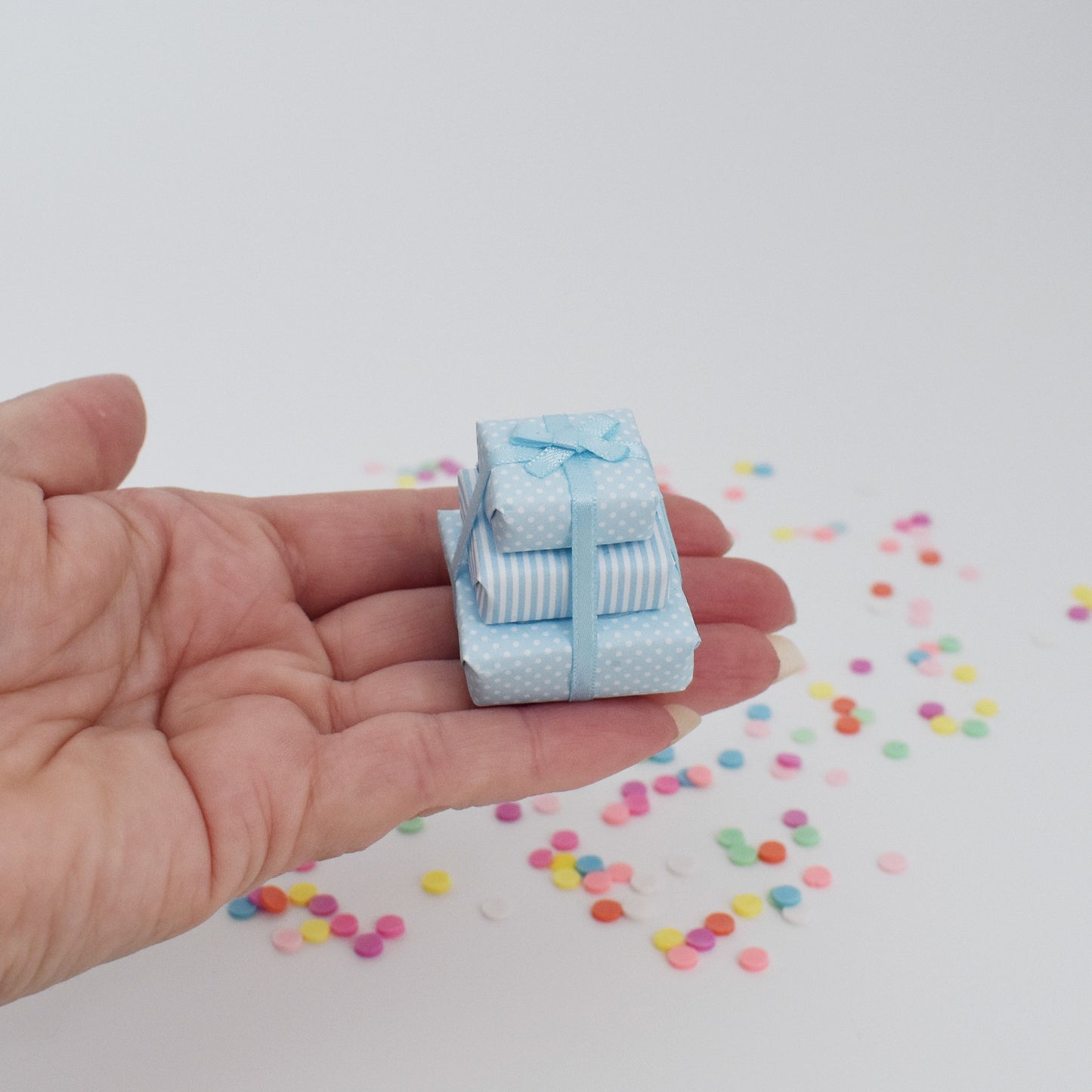 blue mini present stack cake topper