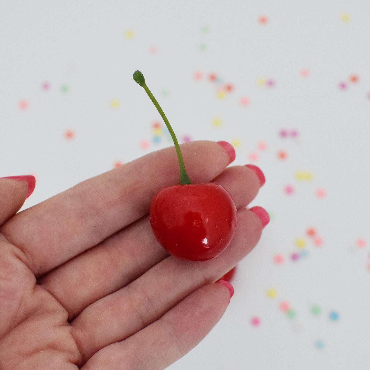 fake cherry for vintage piped cakes