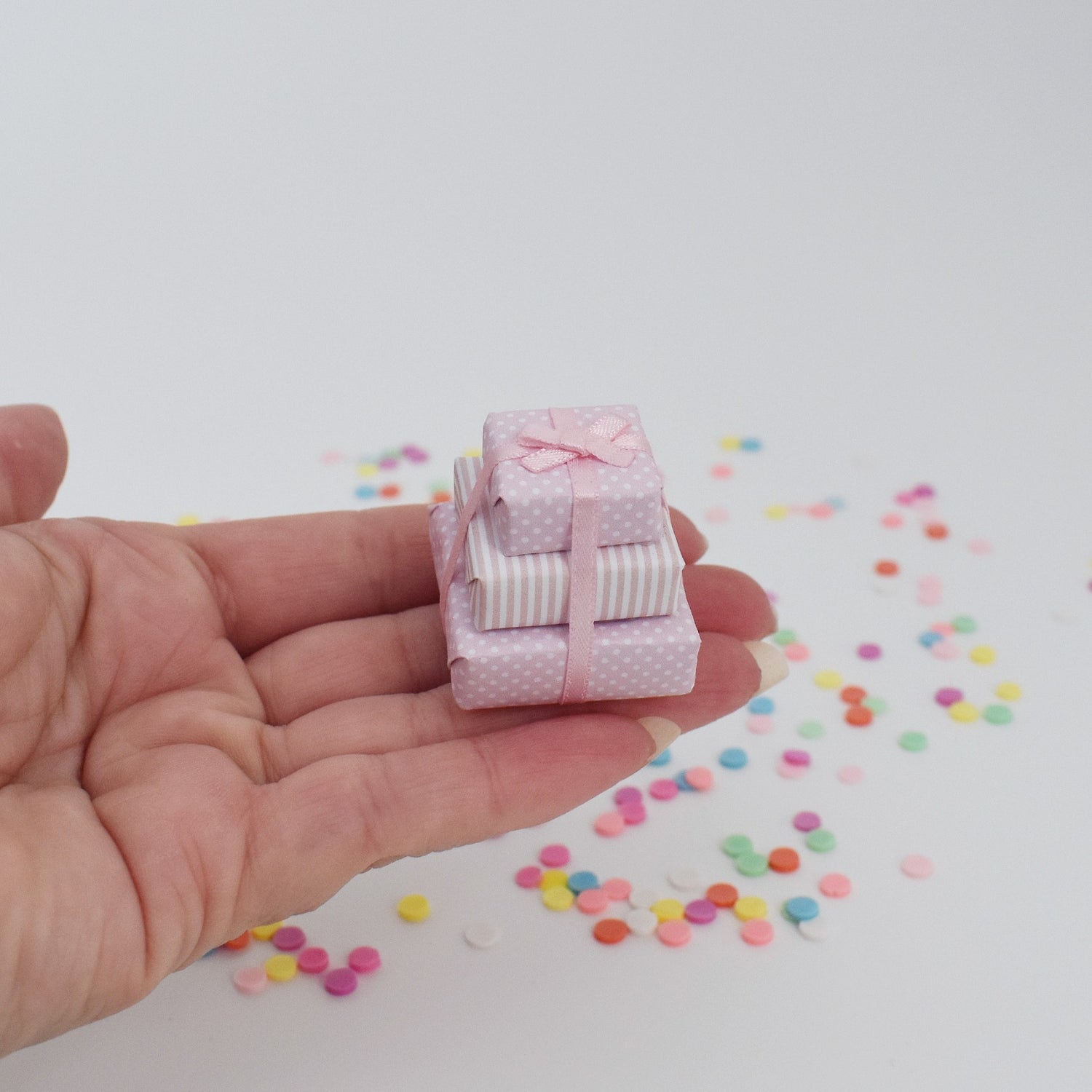 pink mini present stack cake topper
