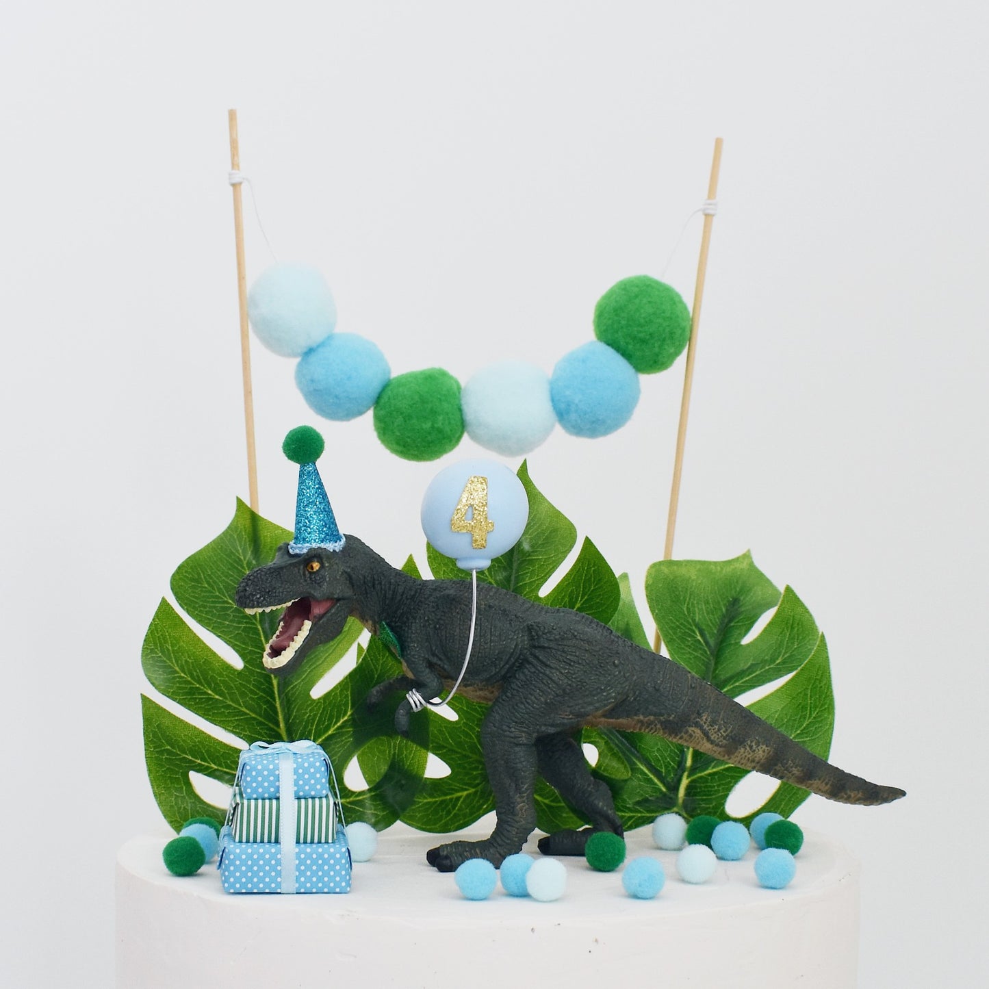 tyrannosaurus rex cake