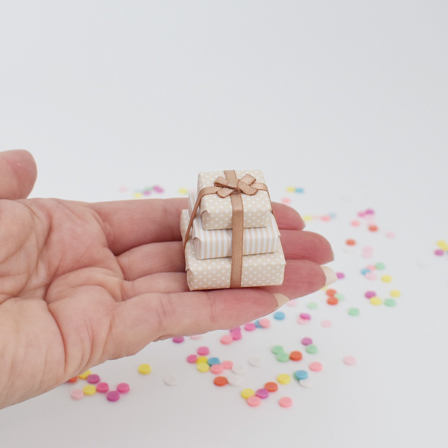 neutral mini present cake topper
